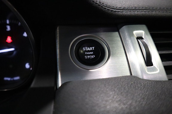 Land Rover Range Rover Evoque 17 of 22
