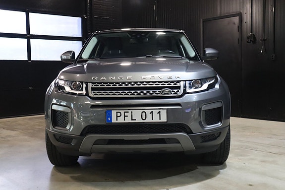 Land Rover Range Rover Evoque 2 of 5