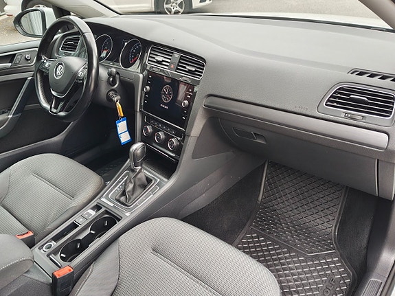 Volkswagen Golf I 15 of 26