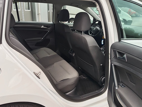 Volkswagen Golf I 18 of 26