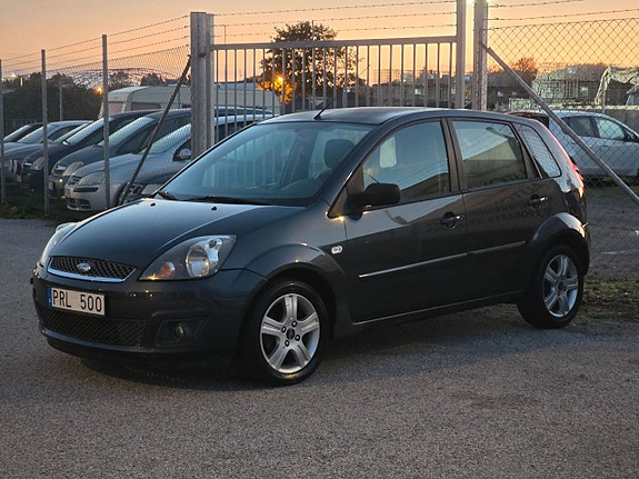 Ford Fiesta 7 of 26