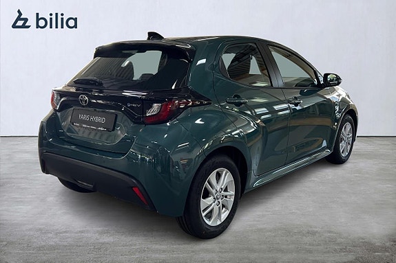 Toyota Yaris 5 of 5