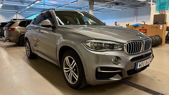 BMW X6 M 2 of 5