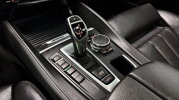 BMW X6 M 11 of 12