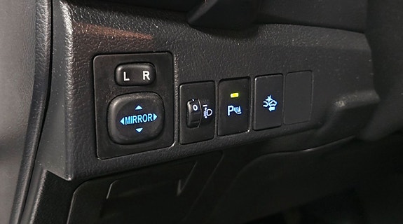 Toyota Auris 6 of 14