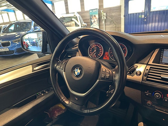 BMW X5 13 of 23