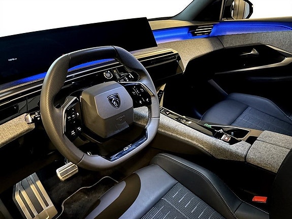Peugeot 5008 5 of 5
