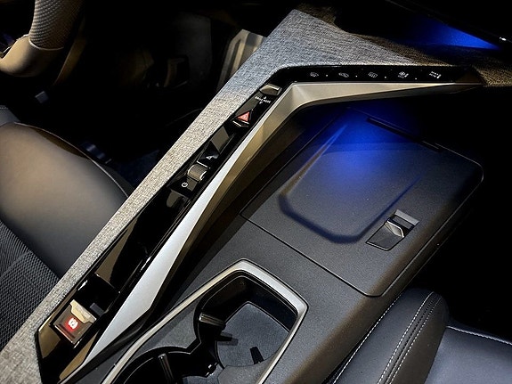 Peugeot 5008 11 of 16