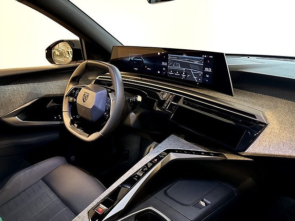Peugeot 5008 12 of 16