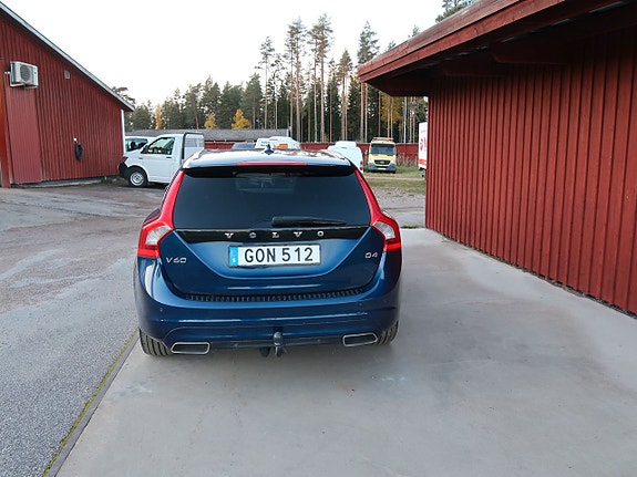 Volvo V60 5 of 5