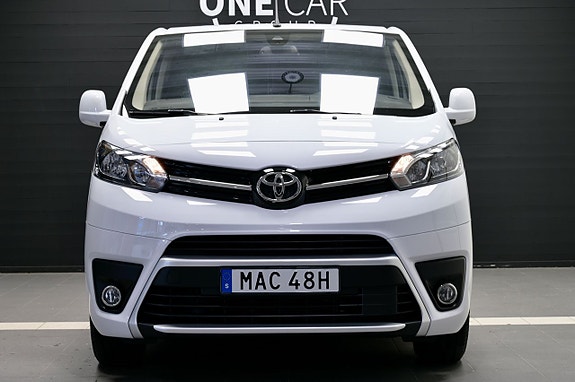 Toyota Proace Verso 2 of 5