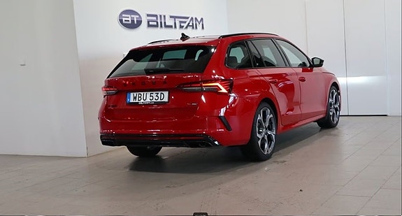 Skoda Octavia RS 3 of 5