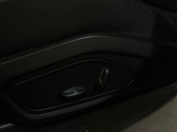 Porsche Taycan 4S 23 of 24