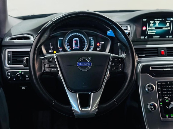 Volvo V70 17 of 20