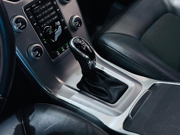 Volvo V70 12 of 20