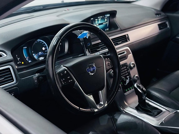 Volvo V70 10 of 20