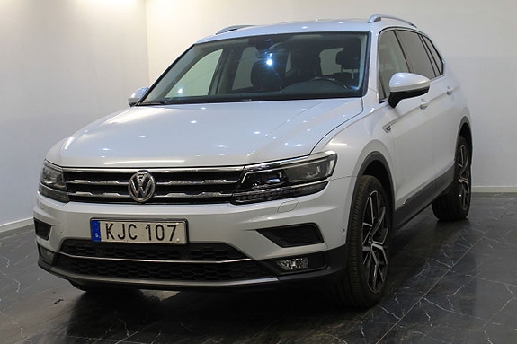 Volkswagen Tiguan Allspace 4 of 5