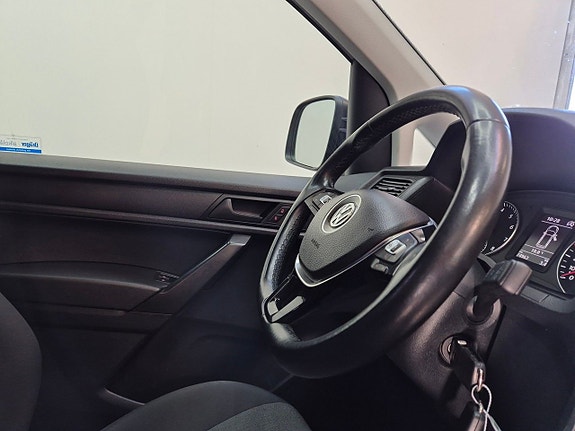 Volkswagen Caddy 13 of 18