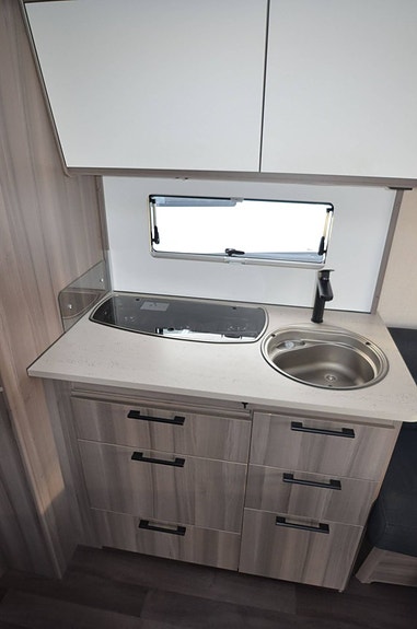 Kabe ESTATE 560 GLE KS (TÄLT) 6 of 11