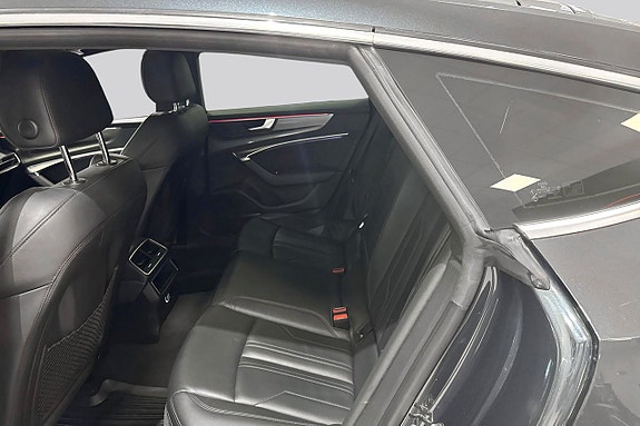 Audi A7 9 of 16