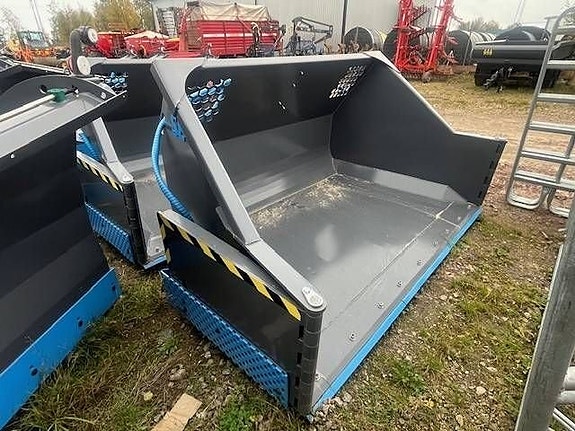 Nya SE Klaffskopor 3,7m3, ST BM fäste