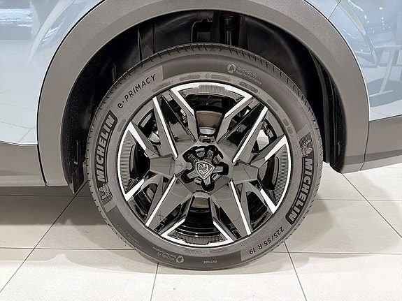 Peugeot 5008 10 of 18