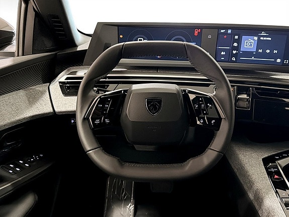 Peugeot 5008 11 of 18