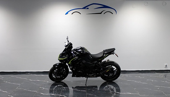 Kawasaki Z1000R Edition