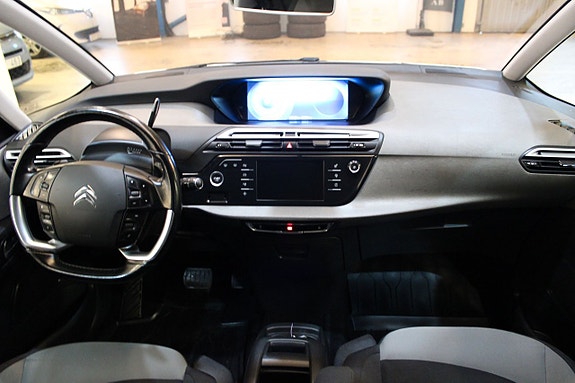 Citroen Grand C4 Picasso 11 of 14