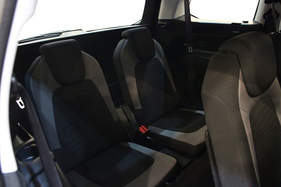 Citroen Grand C4 Picasso 10 of 14