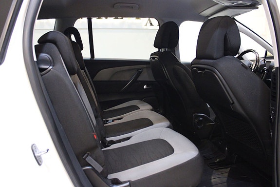 Citroen Grand C4 Picasso 9 of 14