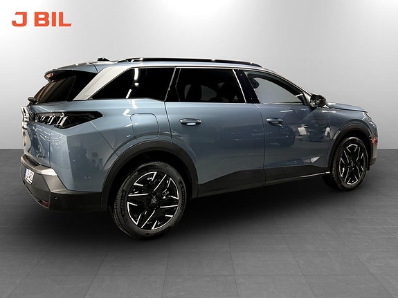 Peugeot 5008 4 of 5
