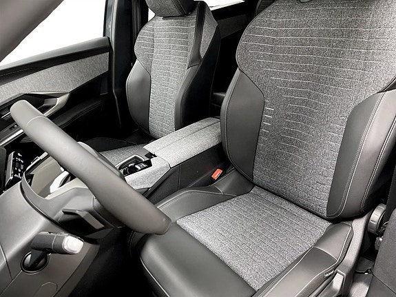 Peugeot 5008 9 of 15