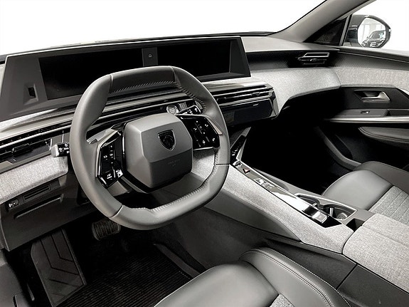 Peugeot 5008 5 of 5