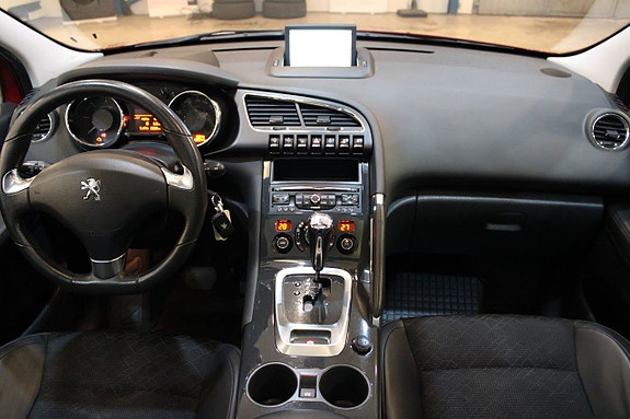Peugeot 3008 10 of 15