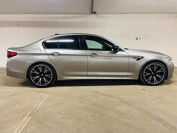 BMW M5 6 of 25