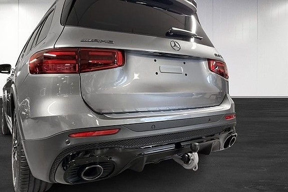 Mercedes-Benz GLB35 16 of 18