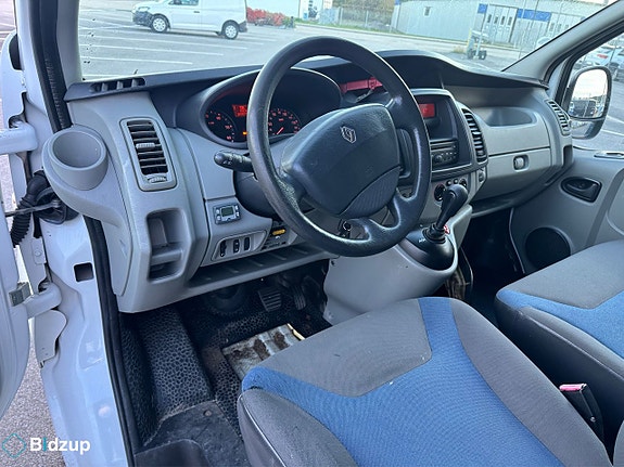 Renault Trafic 20 of 24