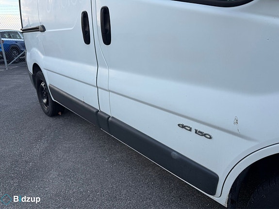 Renault Trafic 12 of 24