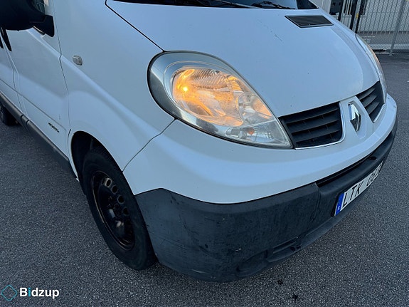 Renault Trafic 9 of 24