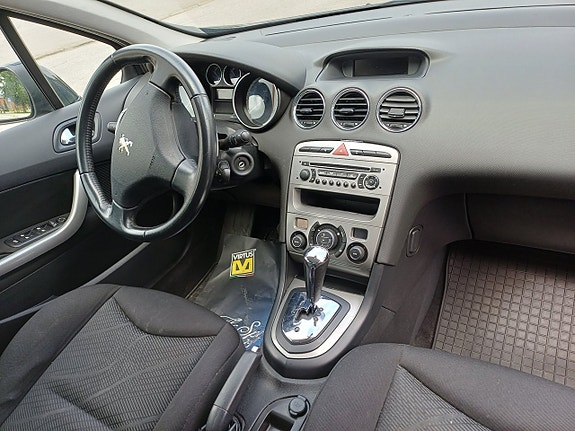 Peugeot 308 SW 6 of 21