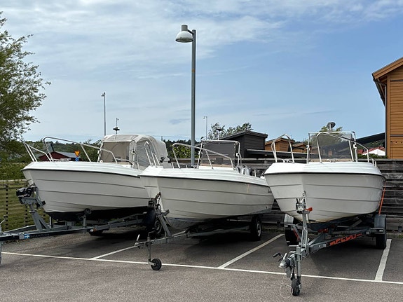 Vi köper din Ryds styrpulpetsbåt