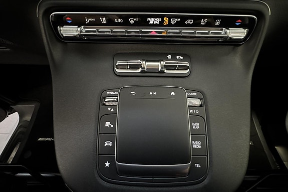 Mercedes-Benz V300 13 of 23