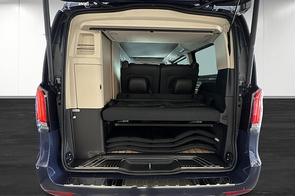 Mercedes-Benz V300 19 of 23