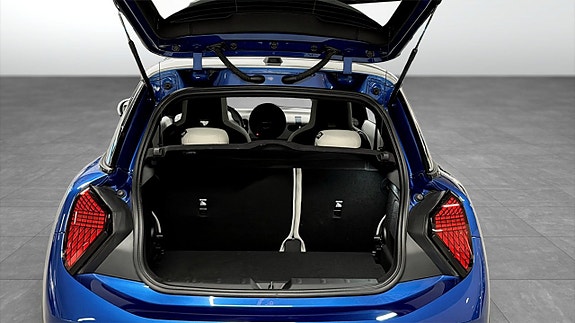 MINI Cooper S 10 of 13