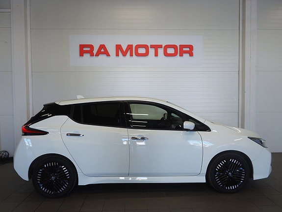 Nissan Leaf 4 of 5