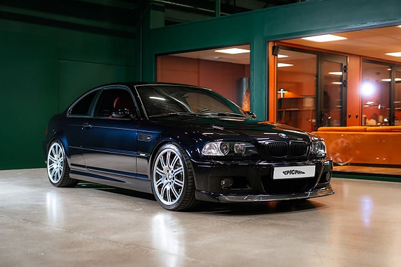BMW M3 2 of 5