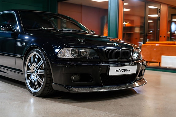 BMW M3 3 of 5