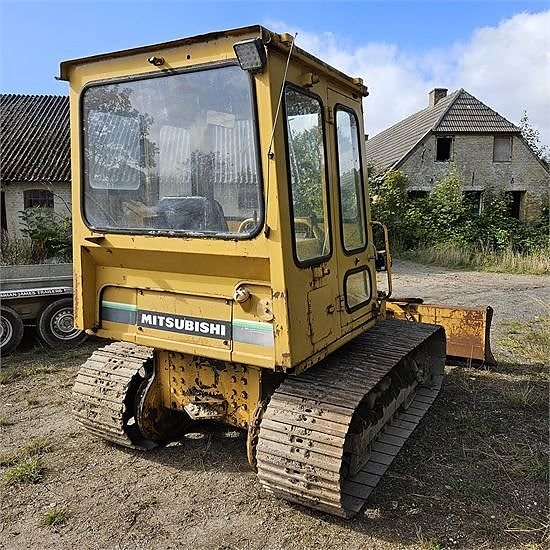 Mitsubishi BD2G - 2,5 ton - "Mini-dozer" 10 of 30
