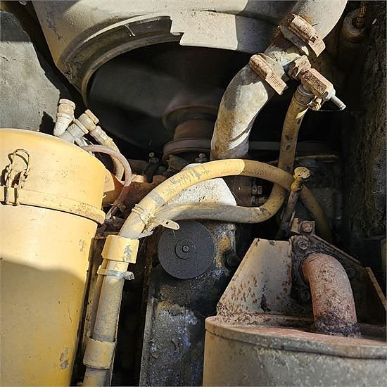 Mitsubishi BD2G - 2,5 ton - "Mini-dozer" 25 of 30